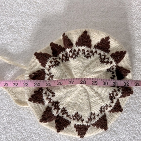 Vintage Hand Knit Cream Brown Hat With Ear Flaps - Picture 8 of 8